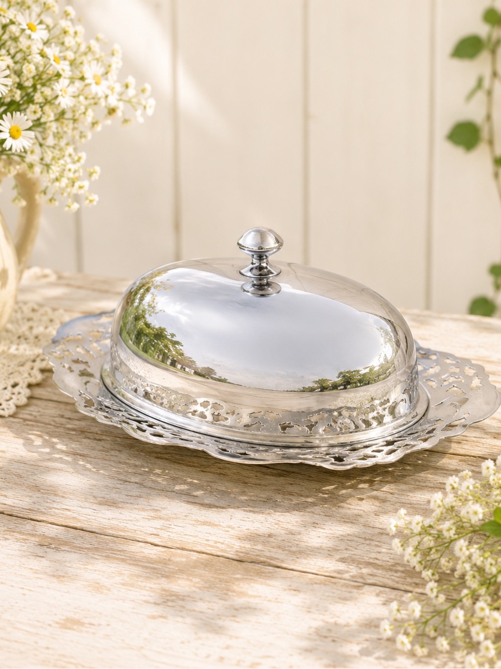 Metal Butter Dish with Decorative Tray